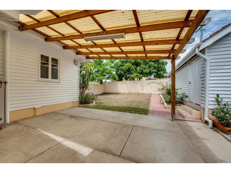 85 Stafford Street, Booval QLD 4304