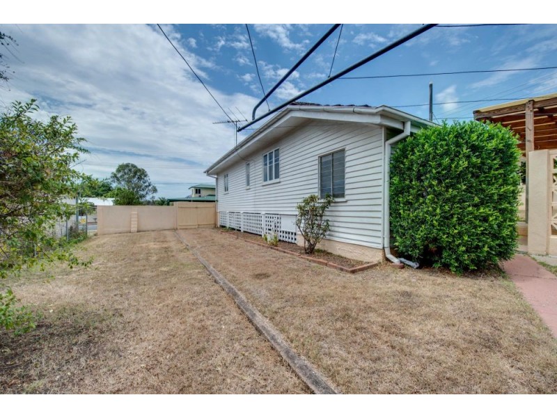 85 Stafford Street, Booval QLD 4304