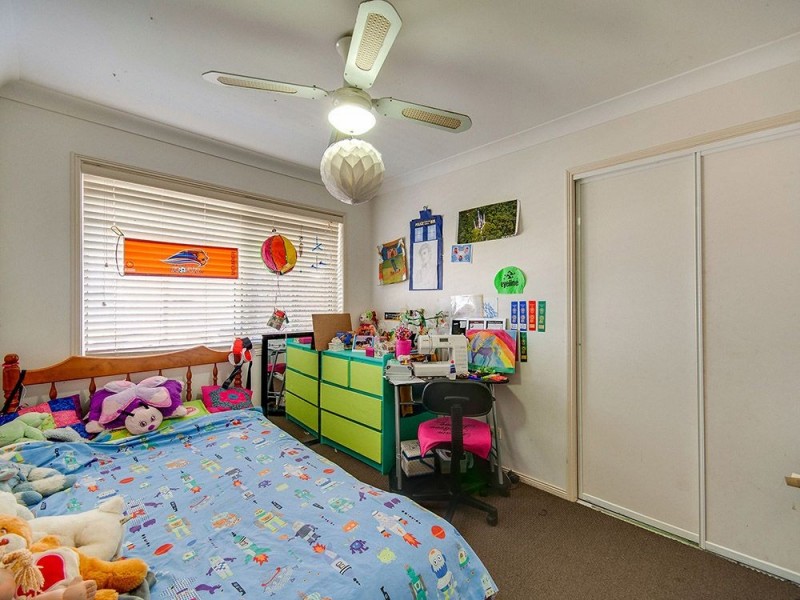 7 Arlington Drive, Arana Hills QLD 4054