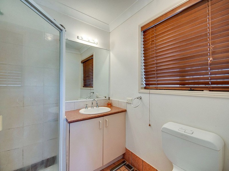 7 Arlington Drive, Arana Hills QLD 4054