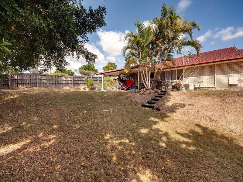 7 Arlington Drive, Arana Hills QLD 4054