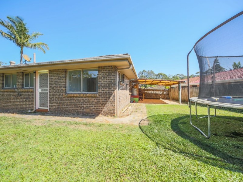 2/27 Nina Parade, Arundel QLD 4214