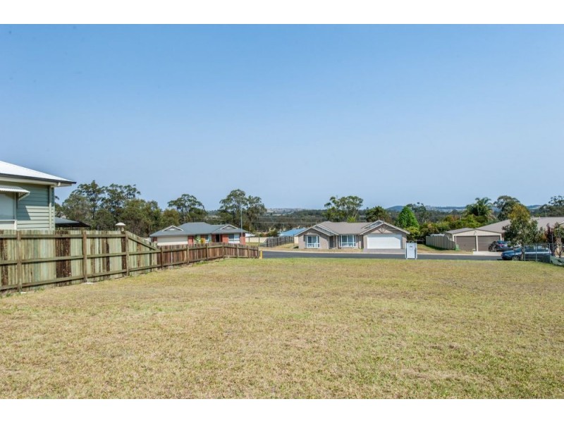4 Jackson Court, Crows Nest QLD 4355