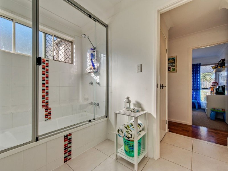 41 Aspect Terrace, Springfield Lakes QLD 4300