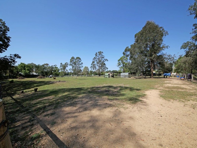 136 Mathew Crescent, Burpengary QLD 4505