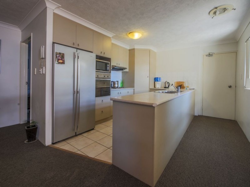 1/2 Johnston Street, Southport QLD 4215