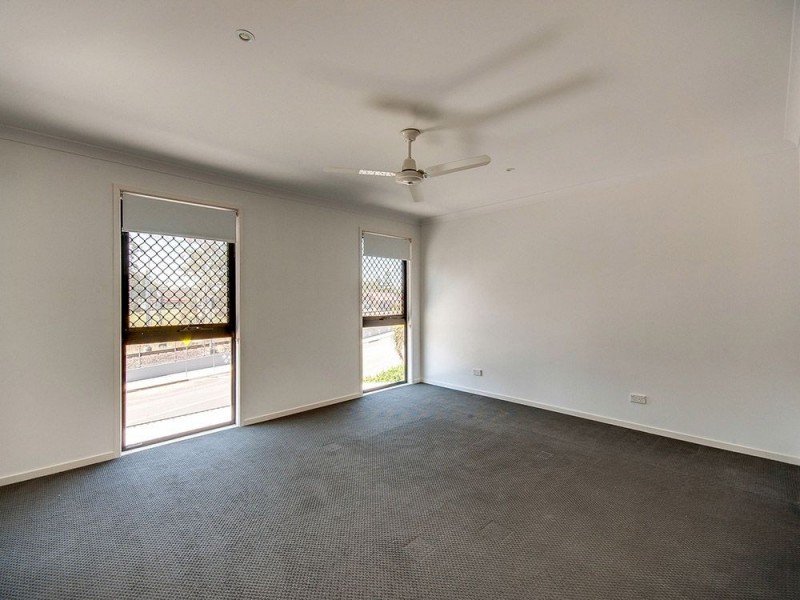 8/1 Slater Avenue, Lawnton QLD 4501