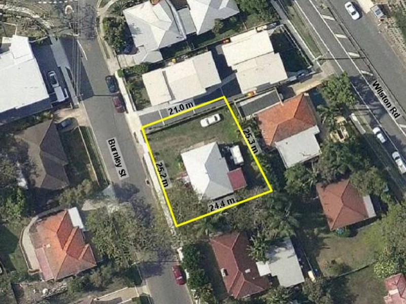 8 Burnley Street, Newmarket QLD 4051