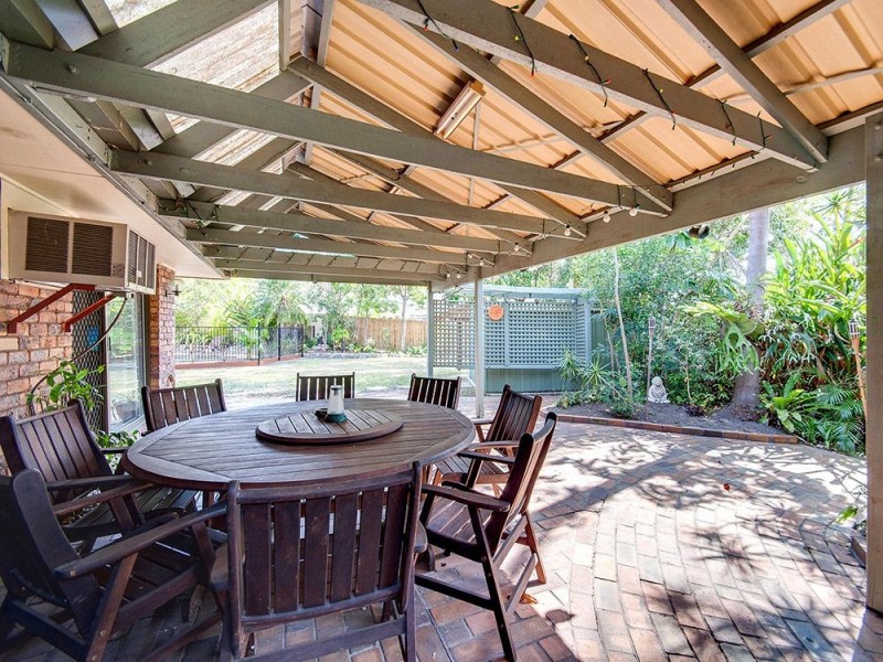 10 St Denis Court, Petrie QLD 4502