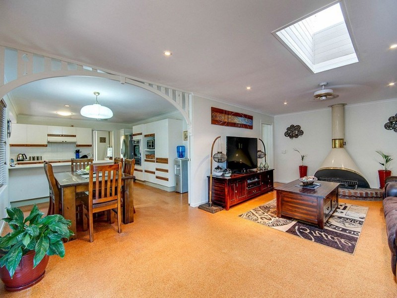 10 St Denis Court, Petrie QLD 4502