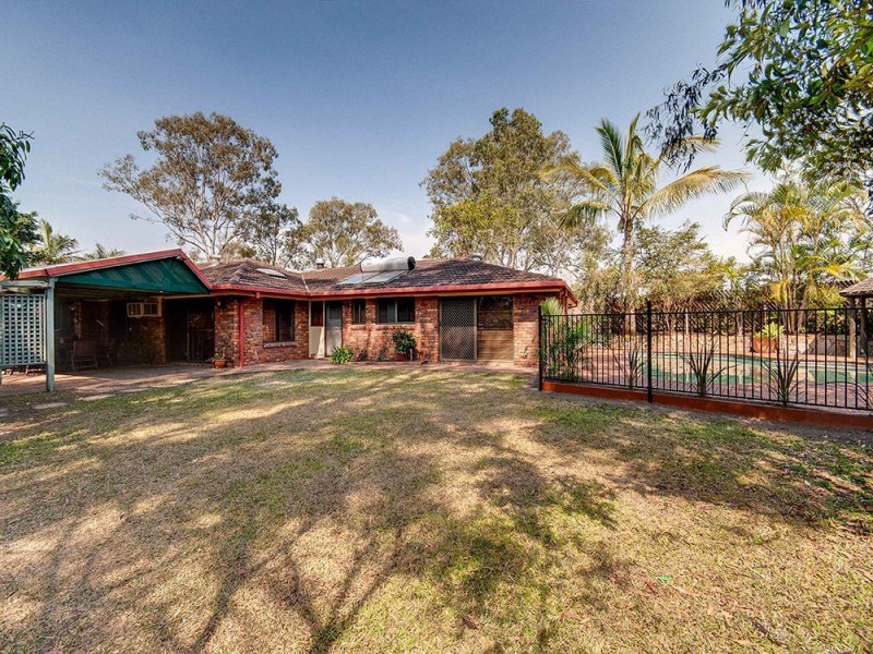 10 St Denis Court, Petrie QLD 4502