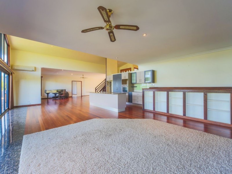 53 Abbott Crescent, Guanaba QLD 4210