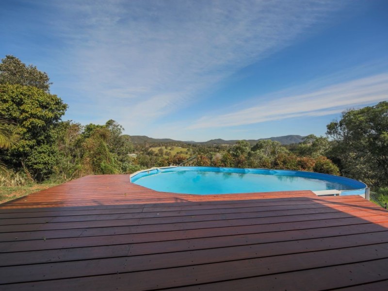 53 Abbott Crescent, Guanaba QLD 4210