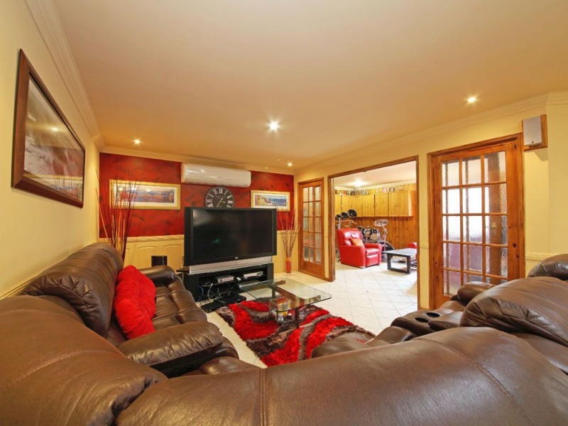 15 Waranga Court, Murrumba Downs QLD 4503