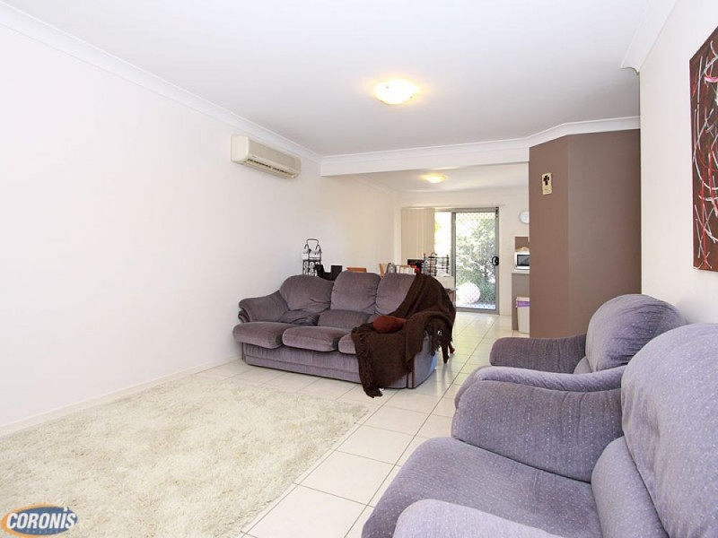 8/6 Myrtle Crescent, Bridgeman Downs QLD 4035
