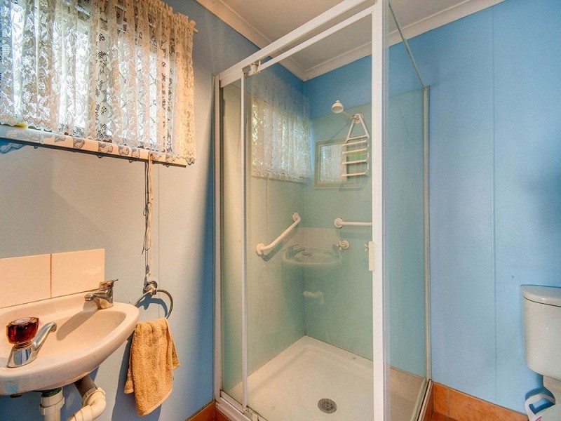 10 Belrose Avenue, Petrie QLD 4502