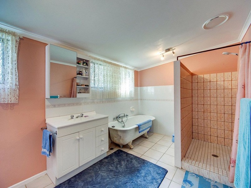 10 Belrose Avenue, Petrie QLD 4502