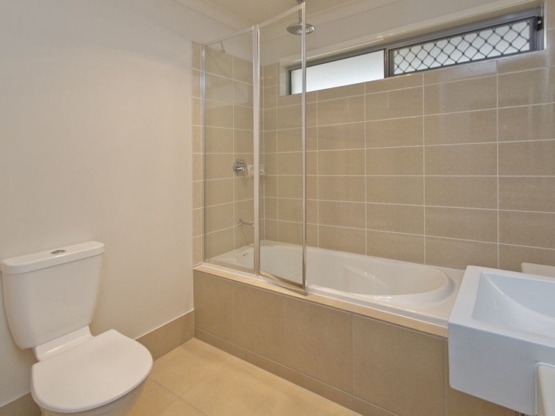 48 Birchgrove Crescent, Kallangur QLD 4503