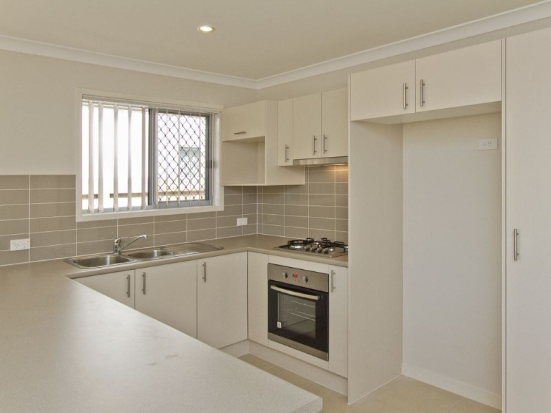 48 Birchgrove Crescent, Kallangur QLD 4503