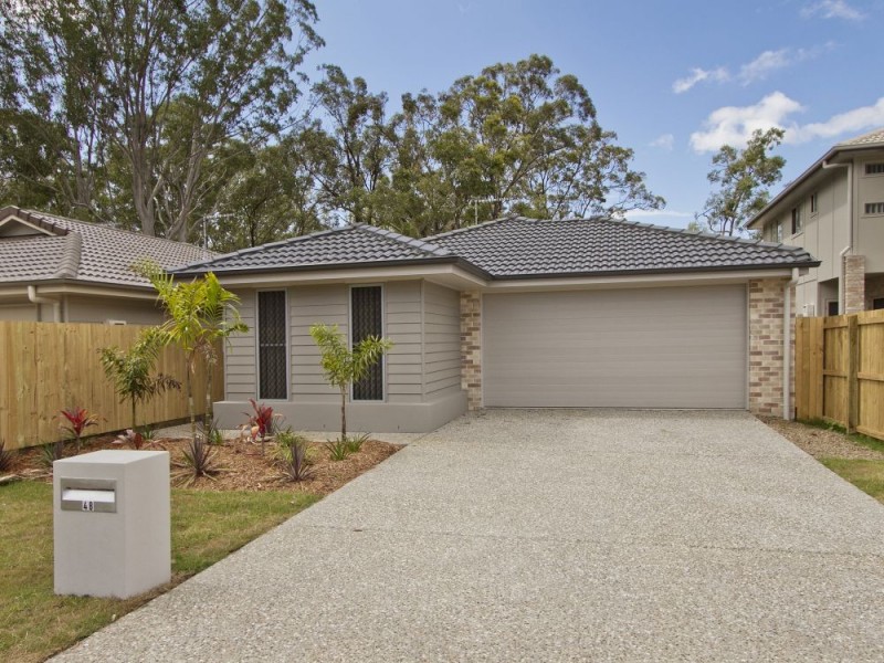 48 Birchgrove Crescent, Kallangur QLD 4503