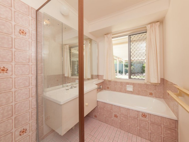 53 Kurwongbah Drive, Petrie QLD 4502