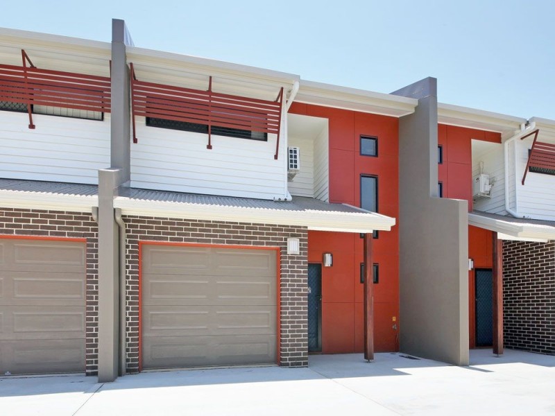 2/19 Wallace Street, Caboolture QLD 4510