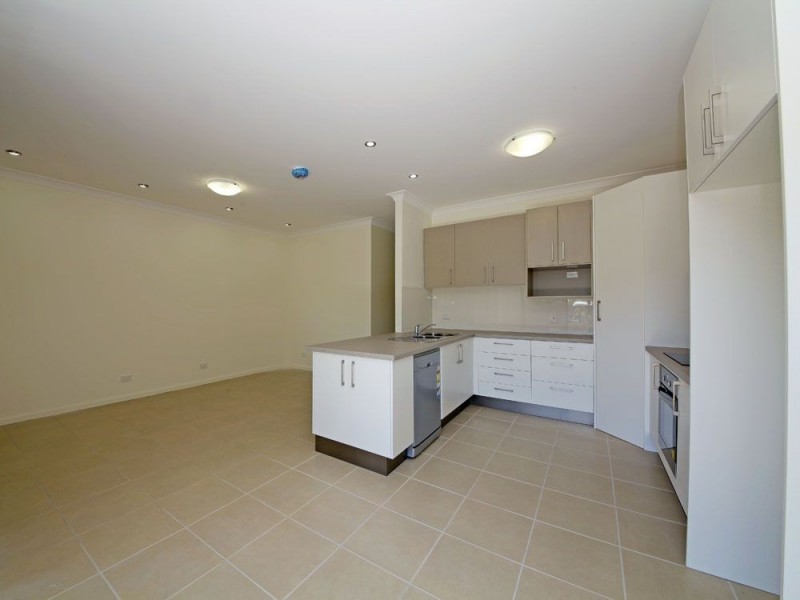 2/19 Wallace Street, Caboolture QLD 4510