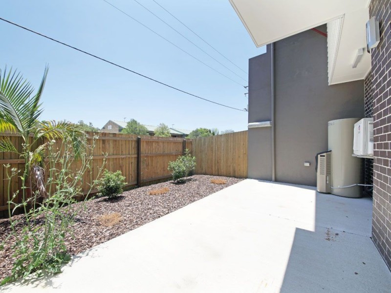 2/19 Wallace Street, Caboolture QLD 4510