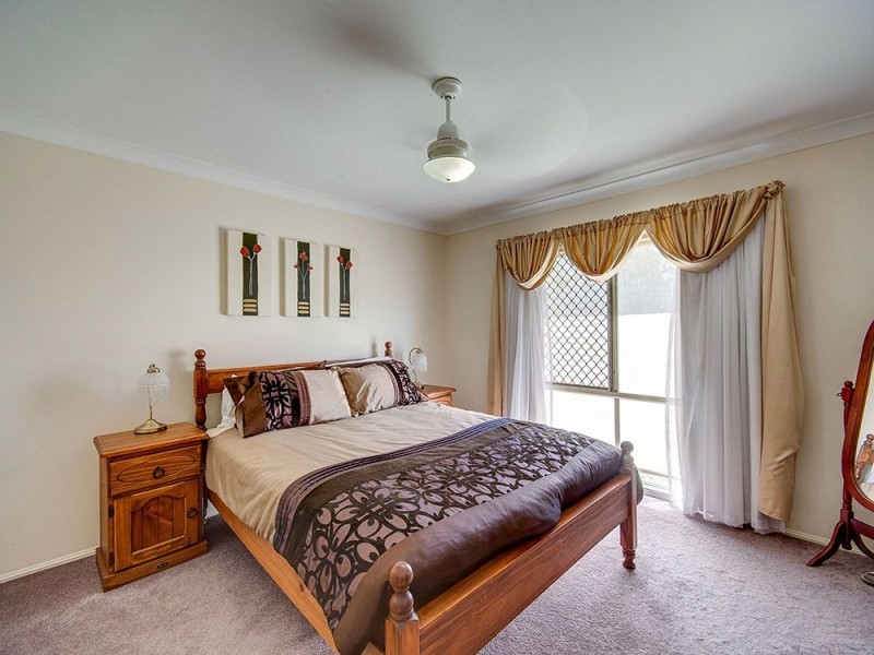 15 Flintwood Street, Warner QLD 4500