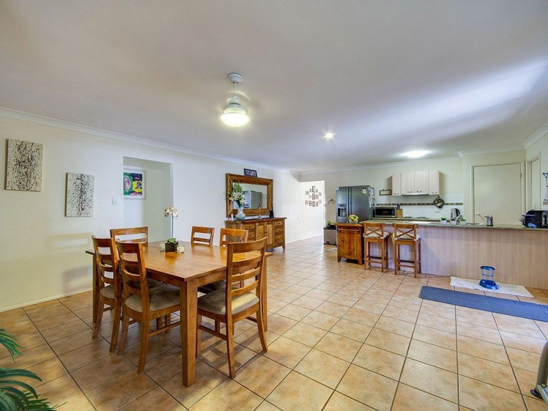 15 Flintwood Street, Warner QLD 4500