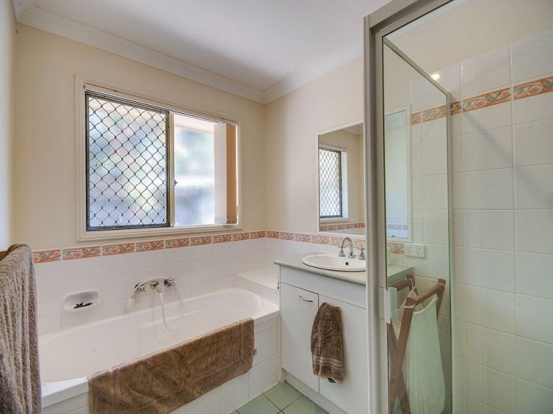 15 Flintwood Street, Warner QLD 4500