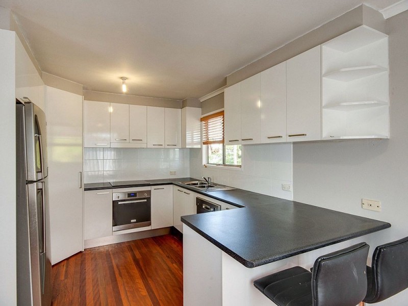 9 Kensington Way, Strathpine QLD 4500