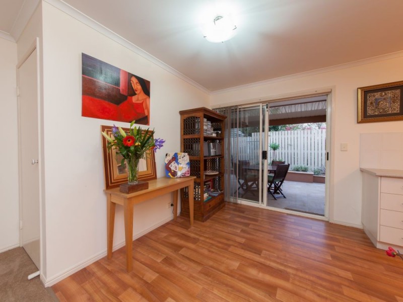 2/12 Clara Street, Annerley QLD 4103