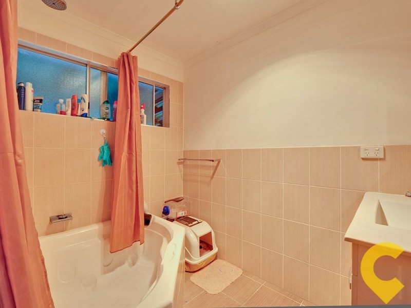 65 Woodlands Drive, Rochedale South QLD 4123