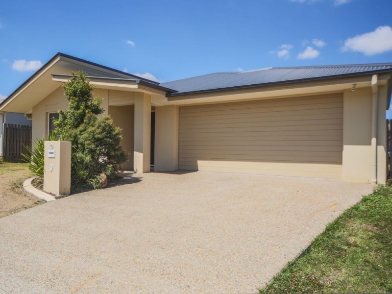 9 Regent Court, Coomera QLD 4209