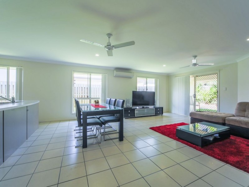 9 Regent Court, Coomera QLD 4209