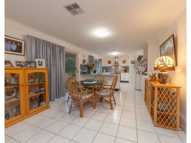 16 Gleneagles Crescent, Albany Creek QLD 4035