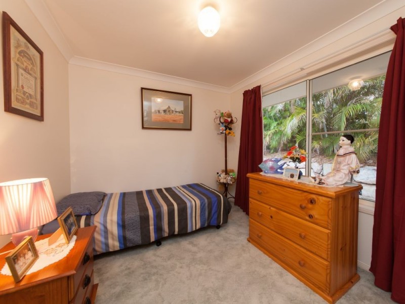 16 Gleneagles Crescent, Albany Creek QLD 4035