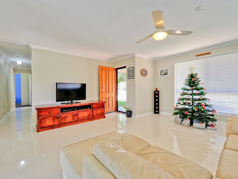 24 Beutel St, Waterford West QLD 4133