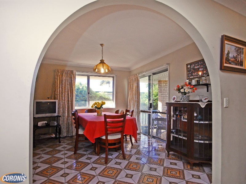 27 Knutsford Street, Chermside West QLD 4032