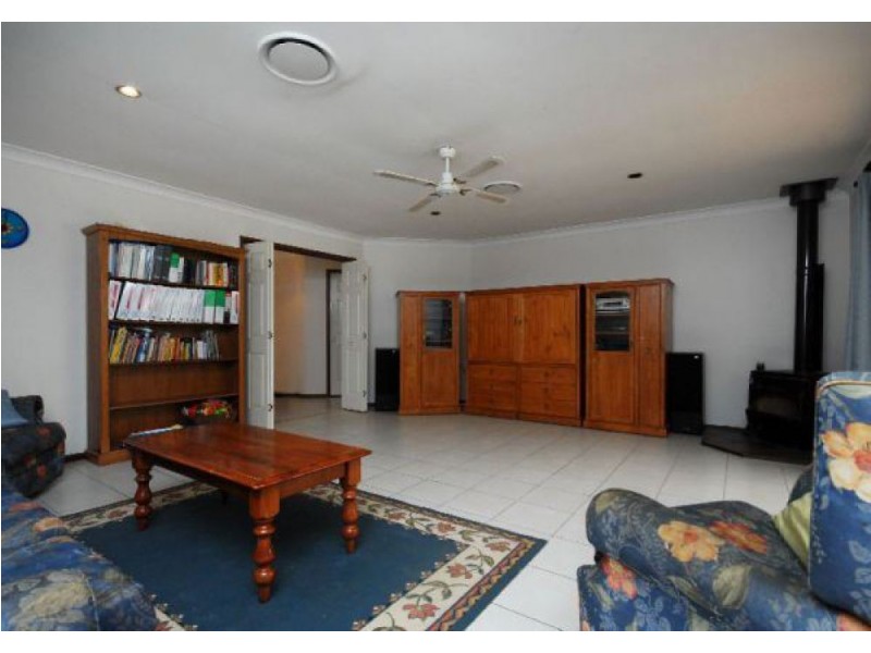 141 Kremzow Road, Cashmere QLD 4500