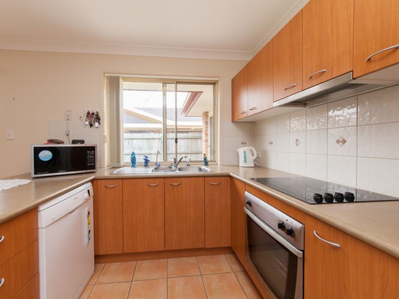 1 Clint Parade, Crestmead QLD 4132