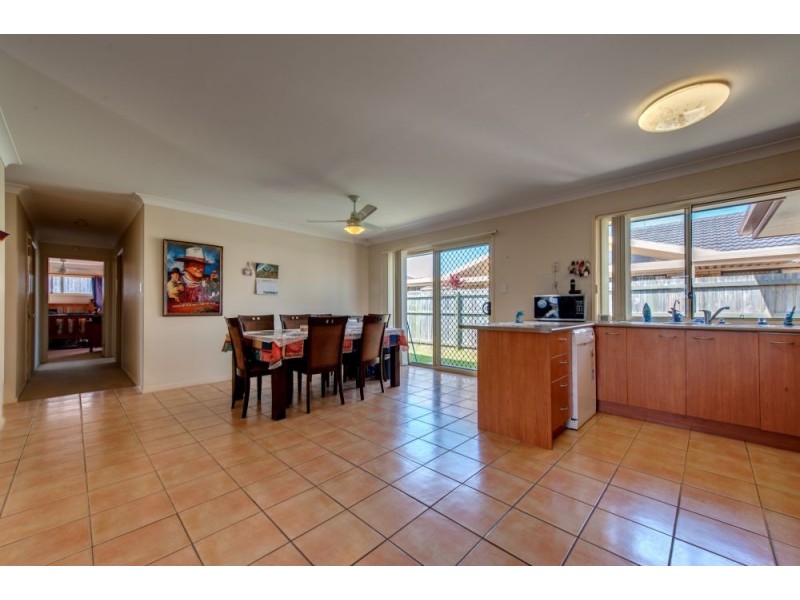 1 Clint Parade, Crestmead QLD 4132