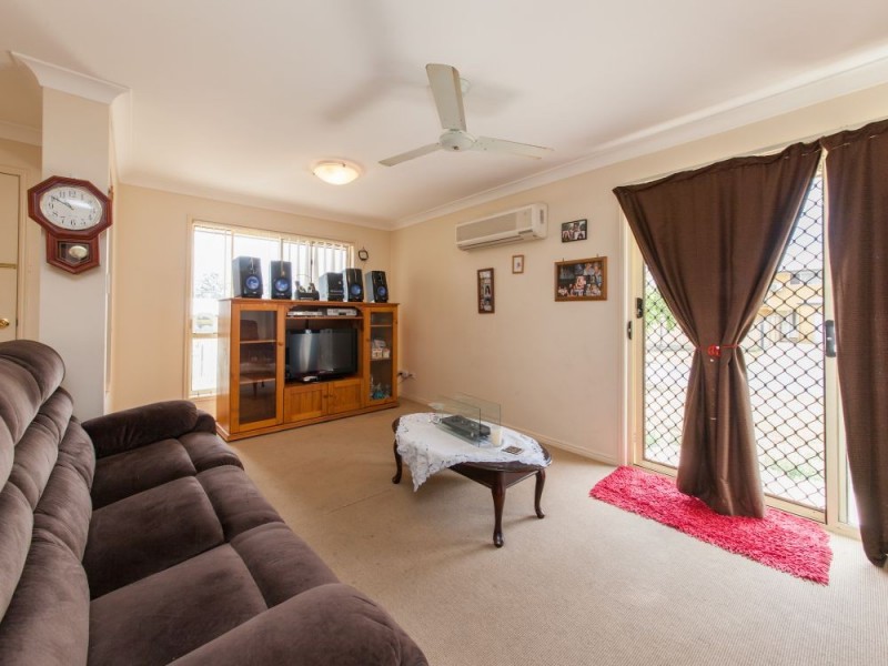 1 Clint Parade, Crestmead QLD 4132