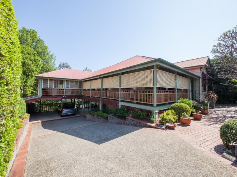 54 Arthur Terrace, Red Hill QLD 4059