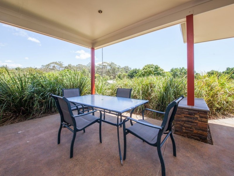 6 Pelorus Street, Redland Bay QLD 4165