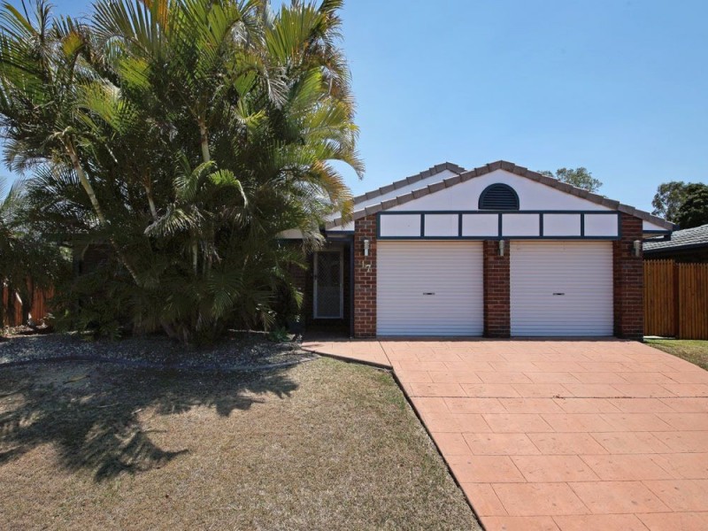 17 Kurrajong Drive, Warner QLD 4500