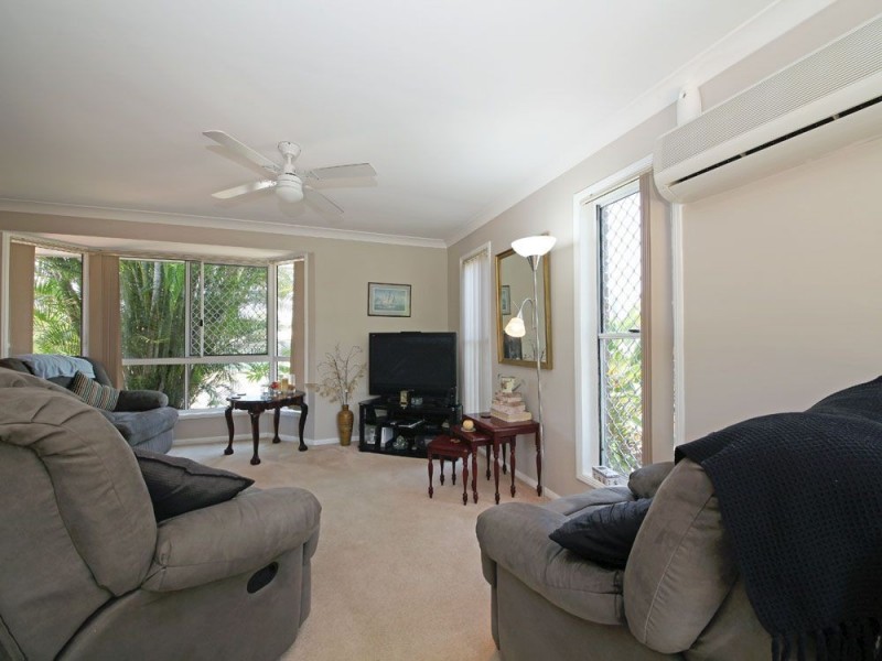 17 Kurrajong Drive, Warner QLD 4500