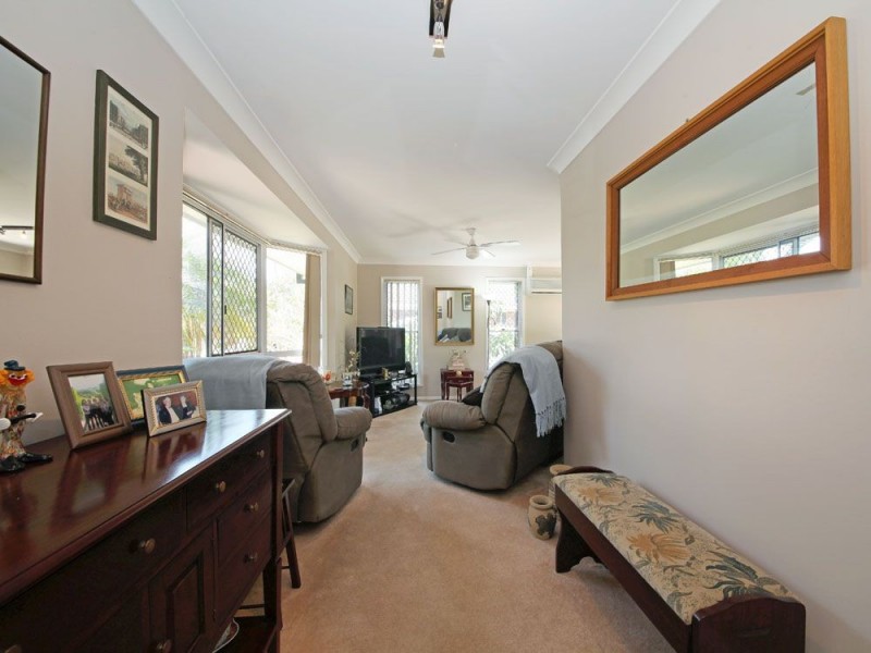 17 Kurrajong Drive, Warner QLD 4500