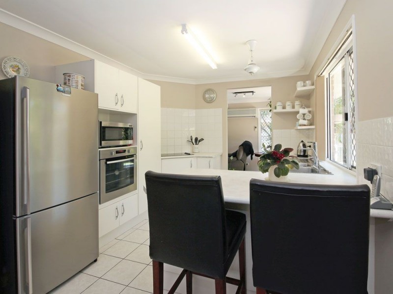 17 Kurrajong Drive, Warner QLD 4500